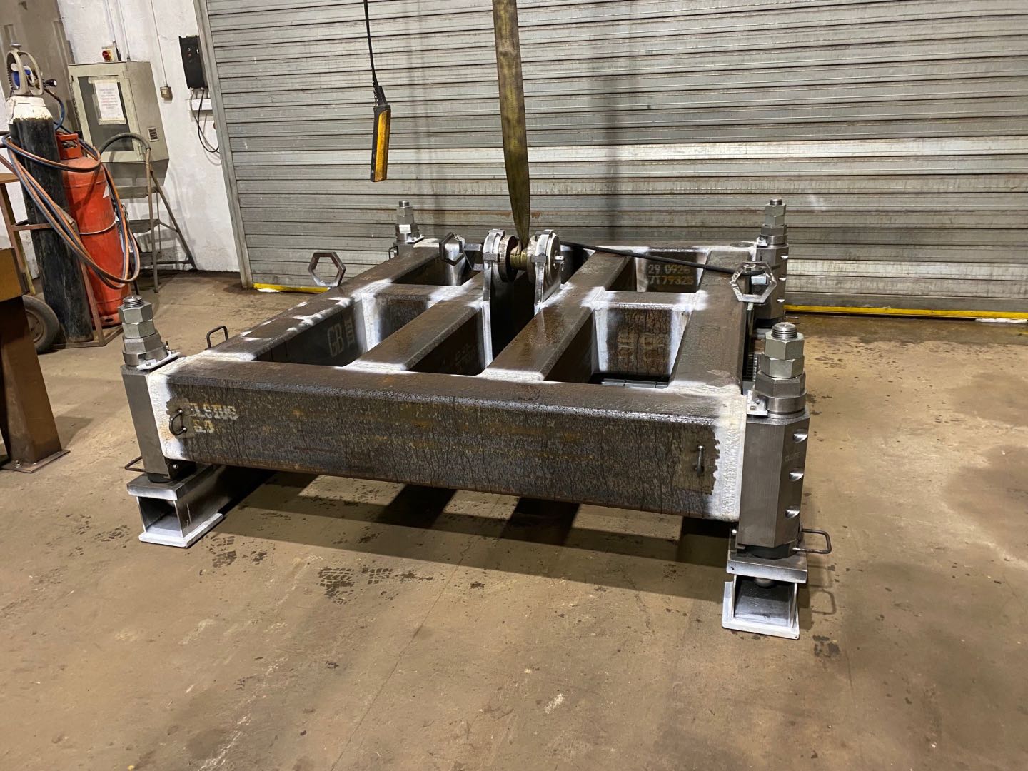 Concrete ISO Container Lifting Beam